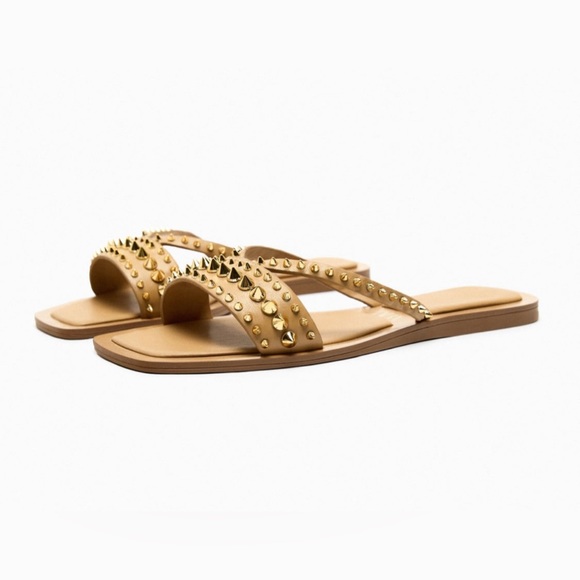 Studded flat brown sandals - Picture 6 of 6